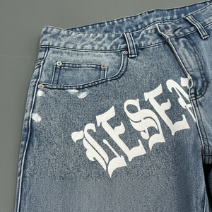 Best-seller Jeans denim sérigraphiés personnalisés, délavés à l'acide Pantalon court ample baggy jorts pour hommes - Product Image 1