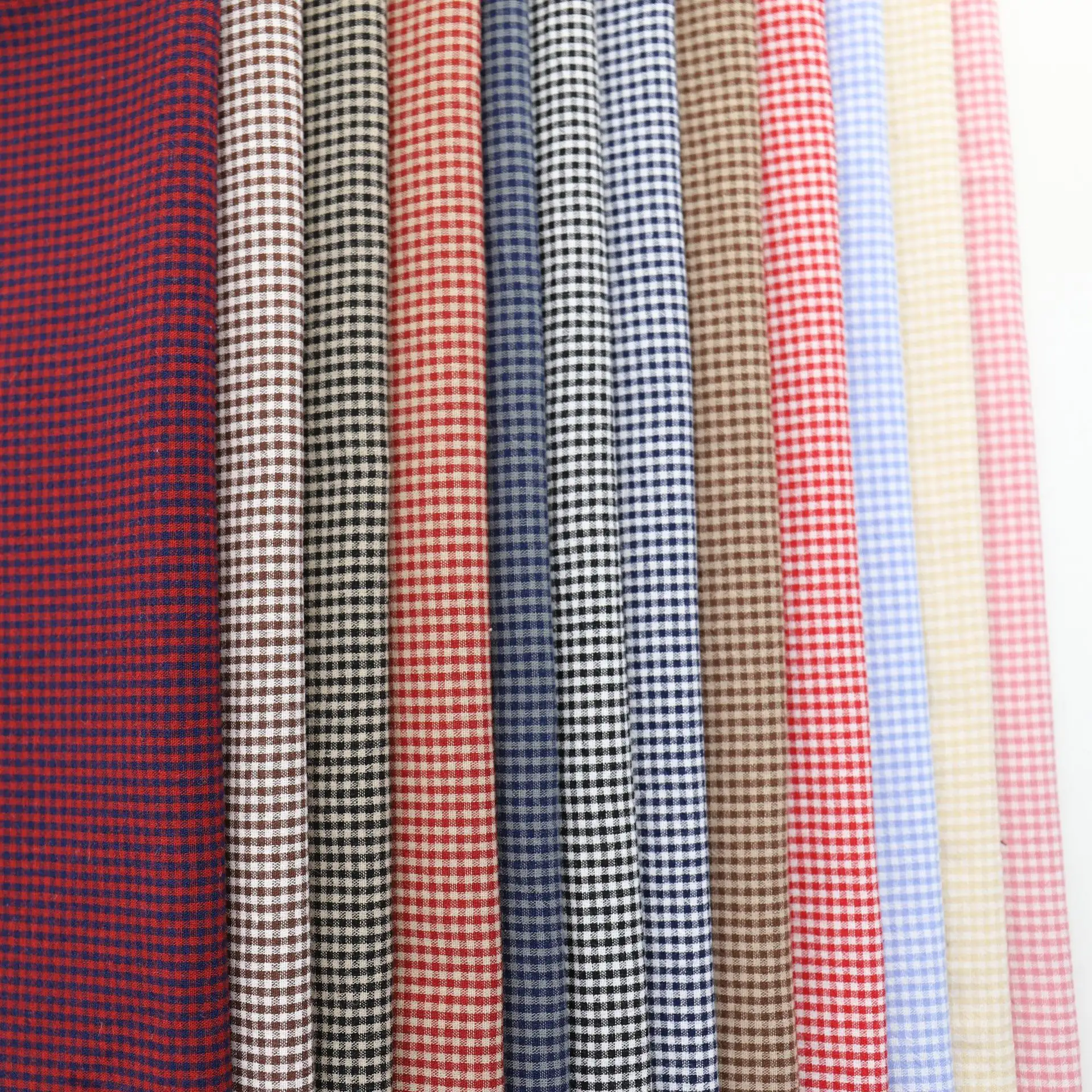 2022 New Fashion Stock Yarn Dyed Washed Small Plaid 100 Cotton Fabric Garment Fabric For Cloth