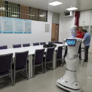 Programmier barer intelligenter humanoider KI-Service roboter