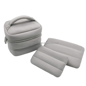 Tùy Chỉnh Neoprene Dây Kéo Xách Tay Mỹ Phẩm Trang Điểm Túi Với Mô Hình Thư Puffy Bong Bóng Pouch Vẻ Đẹp Skincare Lưu Trữ Nhà Vệ Sinh Túi - Product Image 3