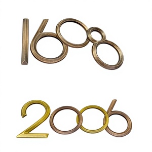 Letreros 3D Estereoscópicos con Base de Cristal, Retroiluminación Vertical de Doble Cara, Letras con Forma de Corazón de Pollo, para Escenas Inmobiliarias - Product Image 5