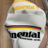 Transferts thermiques personnalisés, logos en vinyle, étiquettes pour vêtements, patchs, autocollants, motifs à repasser sur les t-shirts, étiquettes en silicone 3D pour vêtements