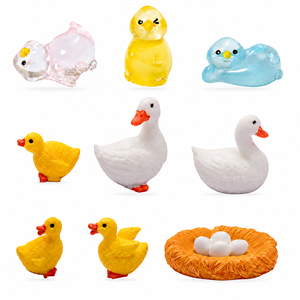 Mini-canards en résine en gros, figurines réalistes de canards et de canetons, décorations de jardin miniatures qui brillent dans le noir, micro-paysages - Product Image 1