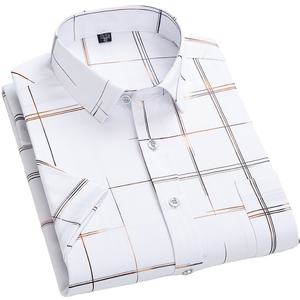 OEM MTM <span class=keywords><strong>su</strong></span> <span class=keywords><strong>misura</strong></span> in cotone poliestere manica corta classica da uomo abito formale <span class=keywords><strong>camicia</strong></span> da uomo <span class=keywords><strong>per</strong></span> il Business Made in China - Product Image 1