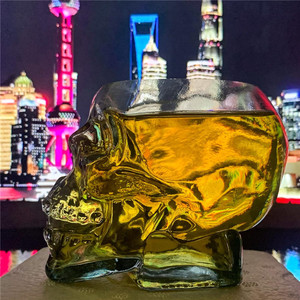 Verre à cocktail en forme de tête de crâne pour vodka, verre à shot à base lourde, mini-bouteille en forme de crâne pour whisky, vin, jus et autres boissons - Product Image 6