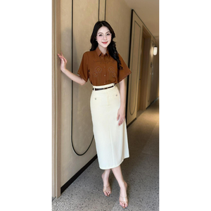 Chemise à manches courtes en modal pour femme, col cranté, style décontracté de bureau, haut uni, style formel, manches raglan, coupe classique - Product Image 1
