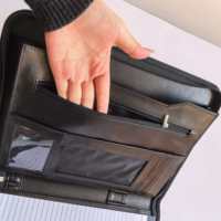 Porte-documents en cuir végétalien A4 pour usage professionnel avec fermeture éclair, porte-documents avec logo personnalisé et bloc-notes