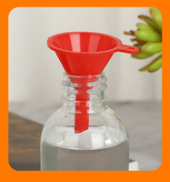 Personnalisé 10ml 100ml 150ml 200ml 250ml 500ml Spot Transparent Bouche Pointue Squeeze Bouteille En Plastique