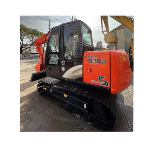 Excavadora Hitachi ZX70QC con válvula hidráulica Kawasaki de baja hora en stock para trabajos de jardín y limpieza de residuos de granjas de cría - Product Image 4