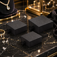 Boîte à bijoux personnalisée en papier avec insert en velours, emballage de luxe pour bijoux