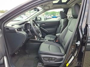 Toyota <span class=keywords><strong>Corolla</strong></span> Cross <span class=keywords><strong>XLE</strong></span> AWD SUV <span class=keywords><strong>2023</strong></span> Usado en Excelente Estado, Asientos de Cuero Oscuro, Control de Crucero Adaptativo, Volante a la Izquierda, Neumáticos R18, Transmisión Automática, Techo Solar, Luces LED - Product Image 6