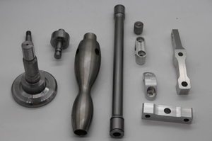 STARWAY Prix direct usine Fabrication de moyeux de <span class=keywords><strong>roue</strong></span> en acier inoxydable CNC et électroérosion par fil Pièce automobile en aluminium anodisé usinée - Product Image 6