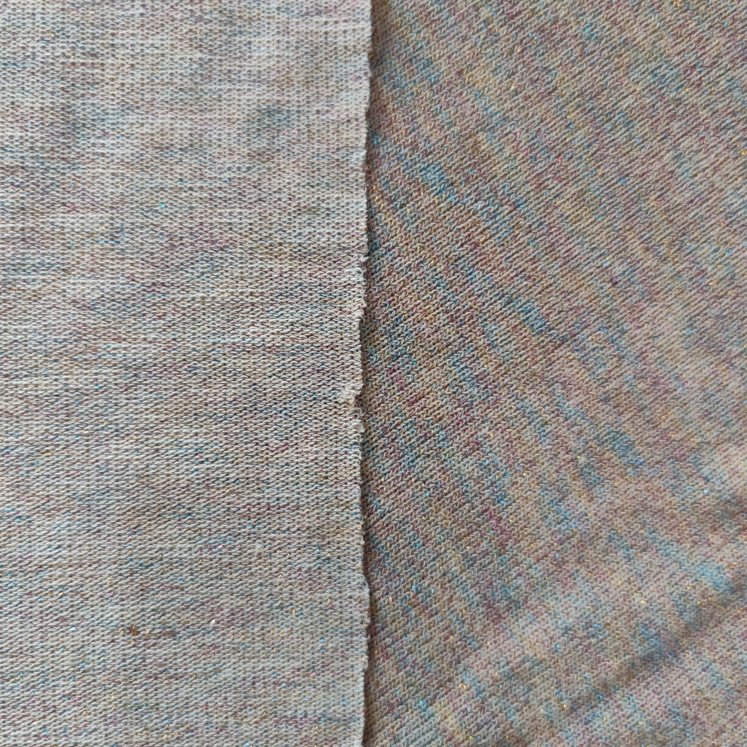 Iridescent knitted wool fabric with lurex for women fashion clothes