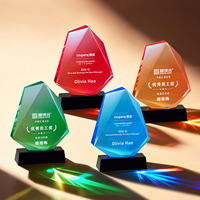 Trophée en cristal moderne et minimaliste, nouveau design créatif, couleur dégradée, pour récompense de réunion annuelle d'entreprise