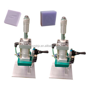 Machine d'estampage de presse à savon manuelle faite à la main de petite barre de toilette <span class=keywords><strong>Prix</strong></span> - Product Image 3