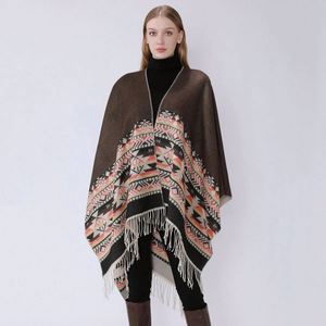 Poncho Clásico de Lana Largo y Cálido para Invierno con Capucha y Borlas para Mujer, Ideal para Actividades al Aire Libre - Product Image 1