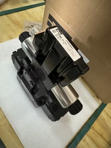 SD41FBE01FC1NF00 D41FBE01FC1NF00 OBE Distributeur directionnel proportionnel piloté par commande manuelle avec électronique intégrée - Product Image 5