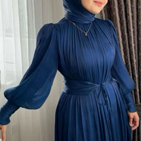 Gaun Abaya Maxi Wanita Muslim Kasual Musim Semi Berkualitas Tinggi Ringan Elegan Berlipit Satin Poliester dengan Sabuk Pinggang dan Kerah O
