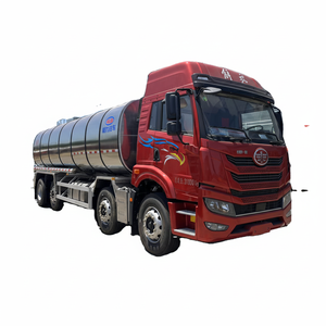 Camión Cisterna de Combustible Sinotruk HOWO de 20 Metros Cúbicos - Product Image 1