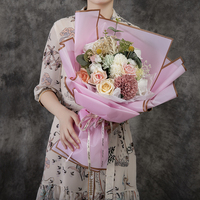 Échantillon gratuit 58*58cm emballage de fleuriste coréen en gros pas cher fleur manchon bord doré Bouquets étanche fleur papier d'emballage