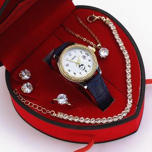 SYN-20 <span class=keywords><strong>Orologio</strong></span> al Quarzo da <span class=keywords><strong>Donna</strong></span> di Lusso con Quadrante in Cristallo, Cassa in Lega di Alta Qualità e <span class=keywords><strong>Cinturino</strong></span> in <span class=keywords><strong>Pelle</strong></span> - Product Image 3