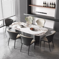 Chaise de salle à manger en métal de style italien, luxe léger, moderne et minimaliste, sans accoudoirs, dossier rembourré en cuir, design haut de gamme pour la maison