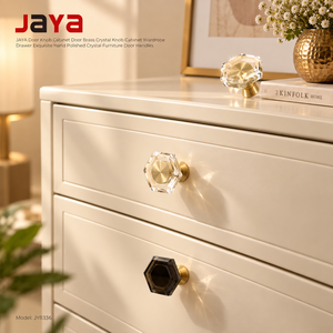 JAYA Moderne messing kristallen deurknop voor kast, kledingkast, lade & keukenkast - Exquise handgepolijste meubelgrepen - Product Image 1