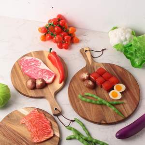 เขียงไม้กระถินเทศ 16 ชิ้น พร้อมหูจับ หนา ทรงกลม สำหรับเสิร์ฟชีส 2 ขนาด - Product Image 5