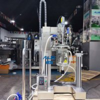 Homogénéisateur sous vide à cisaillement élevé avec cuve en verre de petite capacité, machine d'émulsification motorisée pour produits chimiques cosmétiques, laboratoire automatique