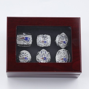 Set di 6 Anelli dei New England Patriots, Anelli del <span class=keywords><strong>Campionato</strong></span> con Tom Brady, Set con Scatola Regalo - Product Image 4