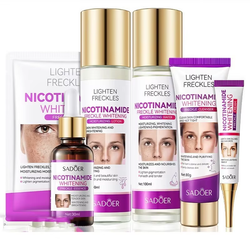 Ensemble blanchissant et anti-taches de rousseur à la nicotinamide