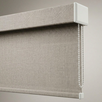 Stores à enroulement carrés sur mesure en tissu de 38 mm avec commande manuelle à chaîne pour bureau