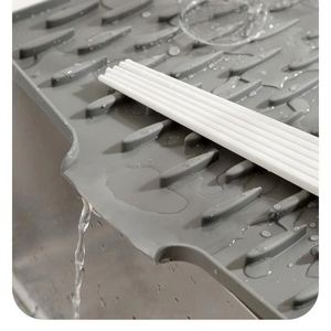 Alfombrilla Antideslizante para Tabla de Cortar, de Silicona, Resistente al Calor, Protector de Encimera para Secar Platos en la Cocina - Product Image 5