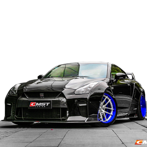 Kit large carrosserie pour <span class=keywords><strong>Nissan</strong></span> <span class=keywords><strong>GTR</strong></span> R35 Pare-chocs avant Pare-chocs arrière Jupes latérales Capot Large élargisseur et spoiler de coffre pour <span class=keywords><strong>GTR</strong></span> R35 Facelift - Product Image 1