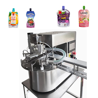 Machine de remplissage et d'emballage de sachets à bec automatique Machine rotative de bureau pour le remplissage et le capsulage de sachets à bec verseur pour jus de boisson liquide