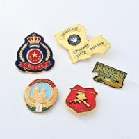 Badge en métal plaqué, alliage de fer estampé, broche personnalisée en relief 3D pour divers styles, objet de collection à exposer