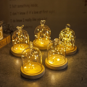 Cúpula de <span class=keywords><strong>Cristal</strong></span> Decorativa Navideña con Vela LED, Flor Rosa en Cúpula de <span class=keywords><strong>Cristal</strong></span> con Base de Madera - Product Image 1