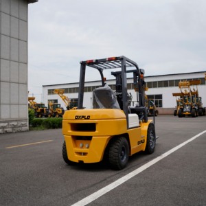 รถยก CE EPA EURO5 ยอดขายดีที่สุด 2 ตัน 3 ตัน 3.5 ตัน 4x4 ขับเคลื่อน 4 ล้อ รถยกคลังสินค้า รถยกไฮดรอลิก รถยกสำหรับฟาร์ม - Product Image 5
