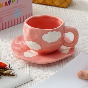 Juego de Taza y Plato de Porcelana con Diseño de Nube, Taza Irregular Hecha a Mano de 350 ml, Personalizable, de Porcelana Fina, Resistente, para el Hogar o Cafetería, Ideal para Regalo - Product Image 3