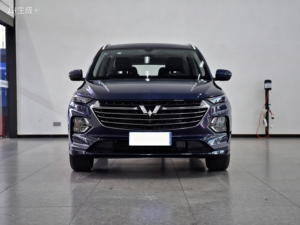 Il Wuling Kejie <span class=keywords><strong>1</strong></span>.5T CVT Flagship First Class 2020 è un MPV compatto. - Product Image 2
