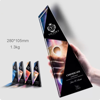 Conception simple cristal clair plaque colorée forme verre noir sport basket-ball MVP Sports Trophy Awards personnalisé