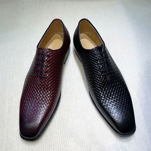 Chaussures habillées élégantes pour hommes en cuir véritable faites à la main, patchwork gaufré, respirantes avec doublure en coton, collection automne - Product Image 2