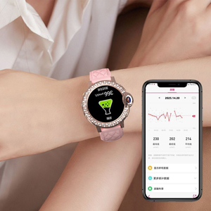 Reloj Inteligente con Correa de Cuero, Monitor de Presión Arterial, Oxígeno en Sangre y Ácido Úrico, Resistente al Agua IP68, Rastreador de Actividad Física - Product Image 2