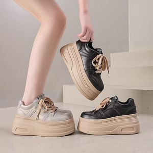 Chaussures décontractées en cuir à talon haut pour la vente directe, chaussures de marche classiques à lacets de haute qualité, légères avec semelle intermédiaire en EVA augmentant la hauteur - Product Image 2