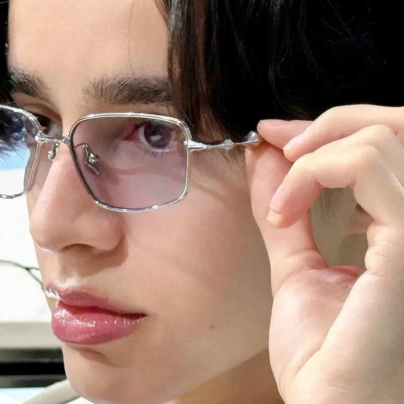 Qsky Hip Hop Punk Style Retro Candy Color Eyewear Shades UV400 Fashion Rectangle Metal Frame Color Print Men Women Sunglasses