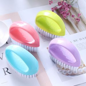 Brosse en plastique multifonctionnelle en forme d'œuf colorée pour le nettoyage des chaussures et des vêtements - Product Image 1