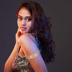 Ensemble <span class=keywords><strong>de</strong></span> bracelets en métal exagérés <span class=keywords><strong>de</strong></span> style européen et américain, bracelet creux, bracelet <span class=keywords><strong>de</strong></span> style street, bracelet à feuille, bracelet à note, bracelet à manchette tendance - Product Image 4