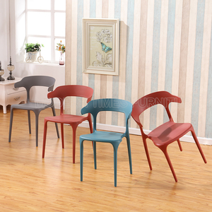 PP Plastic Modern Times cheap colorful Popular stackable dining chair