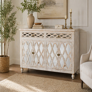 Aparador de Madera Tallado a Mano con 4 Puertas y Estantes de Almacenamiento |   Aparador Vintage Blanco con Acabado Desgastado |   Madera maciza - Product Image 1