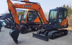 Excavadora Hidráulica Compacta de 6 Toneladas, Nueva de Fábrica, DX60E, Mini Excavadora de Cadenas Develon, Eficiente en Consumo de Combustible - Product Image 3